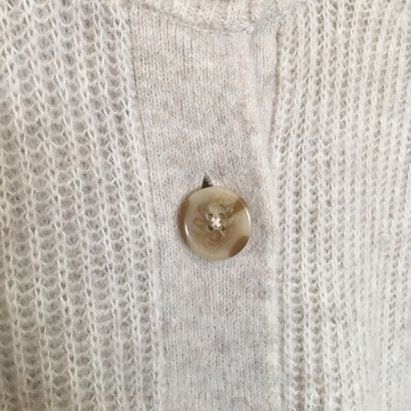 Everlane The Cropped Alpaca Cardigan - Picture 6 of 9